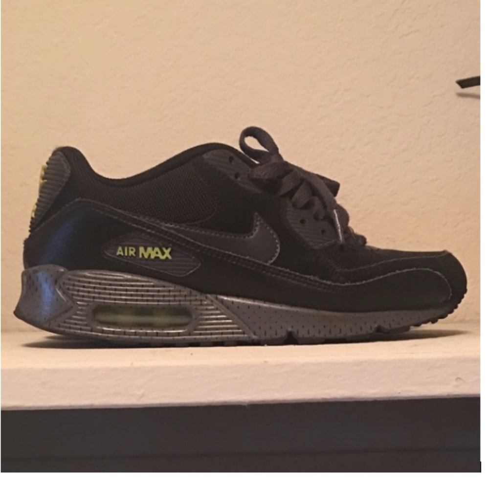 Air maxes
